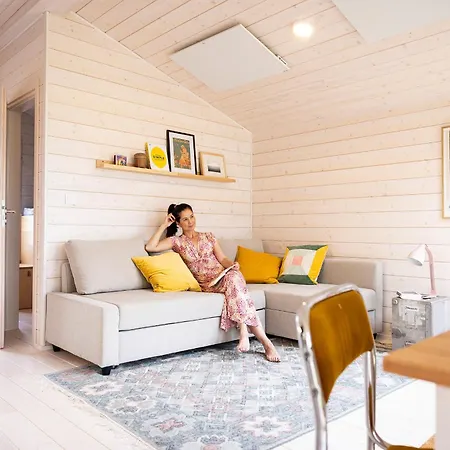 110 Tiny House Mit Traumhaftem Blick Ueber Wiese Hébergement de vacances Bleckede