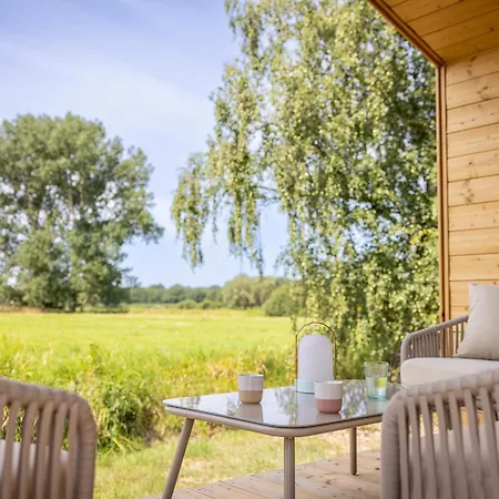 Hébergement de vacances 110 Tiny House Mit Traumhaftem Blick Ueber Wiese *